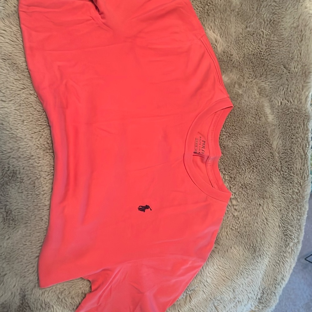 Boys Polo Ralph Lauren T-Shirt. Raspberry Pink color. 

EUC. Size 14-16.